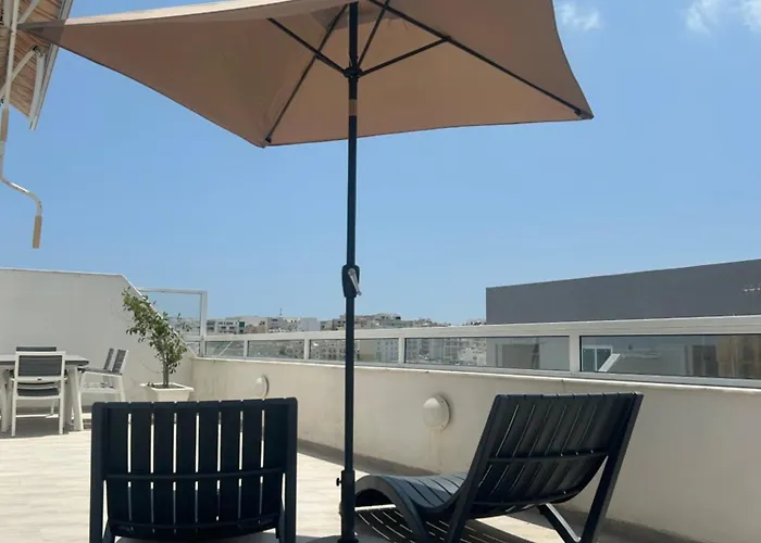 Modern Penthouse With Terraces In Marsascala *