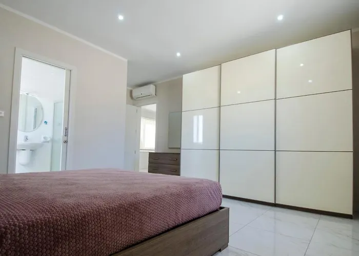 Modern Penthouse With Terraces In Marsascala